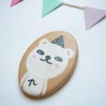 Polar Bear - handpainted te..